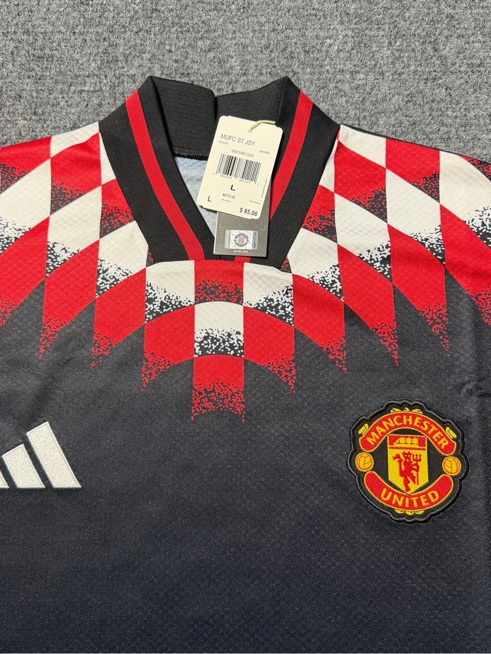 adidas Men's Manchester United 2026 Alternate Jersey Size Large Embroidered